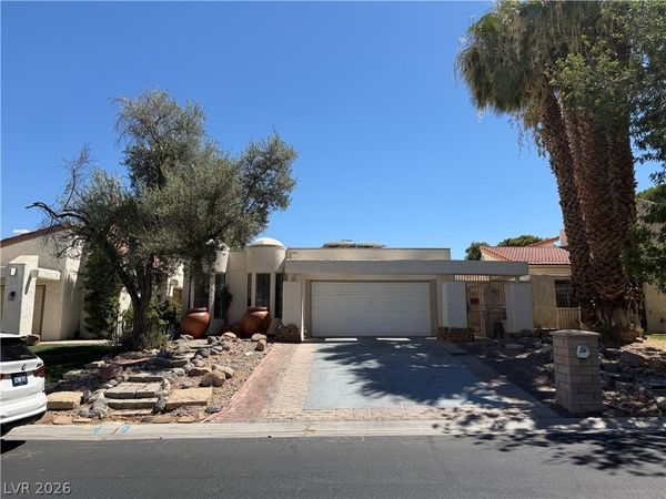 3194 Bel Air Drive , Las Vegas, NV 89109
