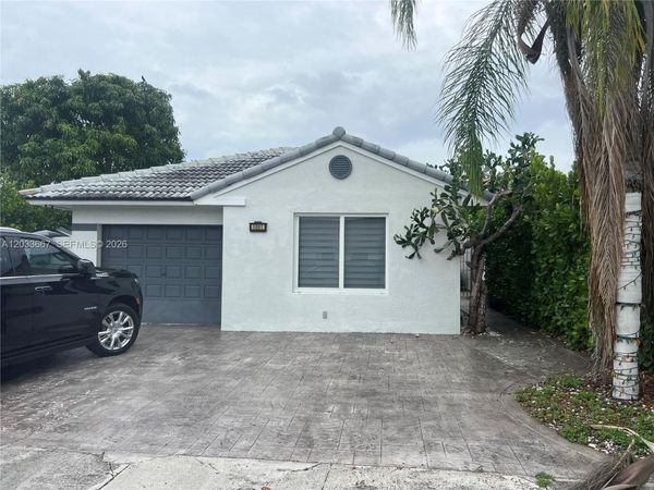5861 SW 149th Ct , Miami, FL 33193