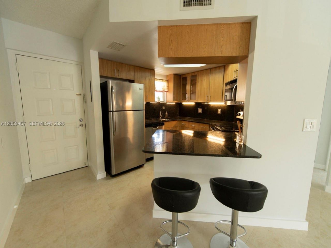 8373 Lake Dr , Unit 201, Doral, FL 33166 Photo
