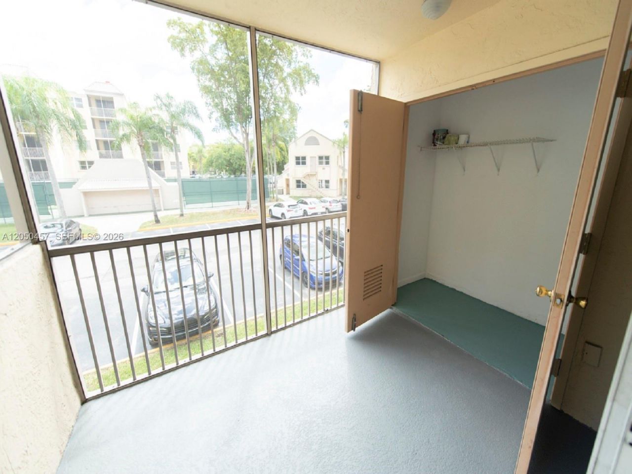 8373 Lake Dr , Unit 201, Doral, FL 33166 Photo