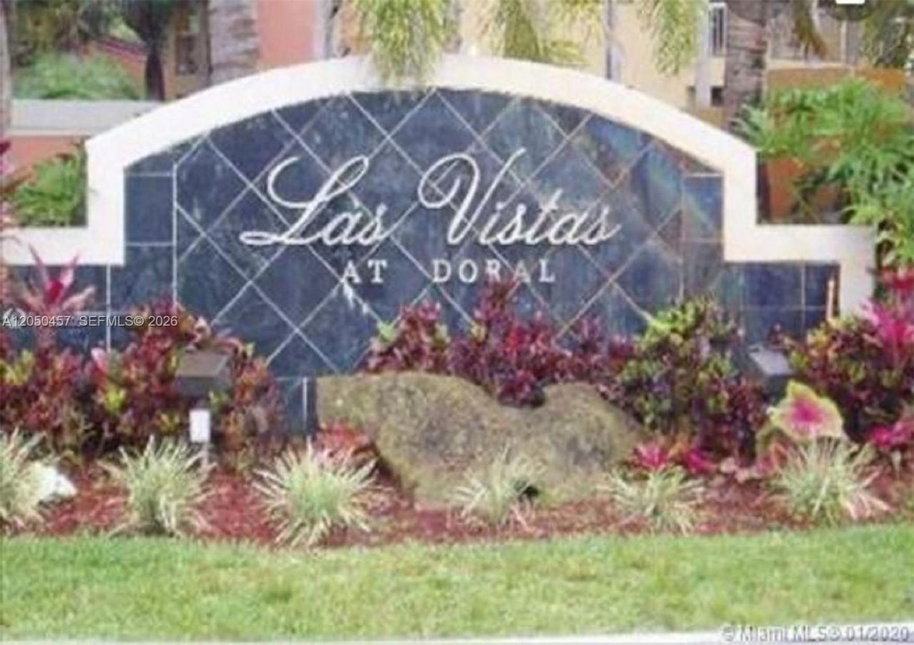 8373 Lake Dr , Unit 201, Doral, FL 33166 Photo