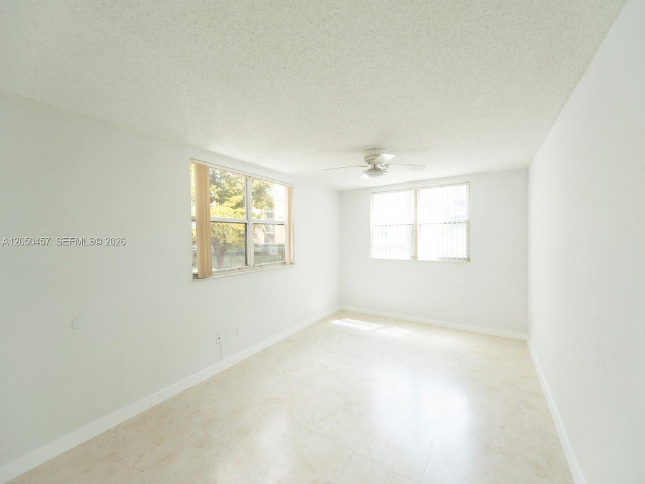 8373 Lake Dr , Unit 201, Doral, FL 33166 Photo
