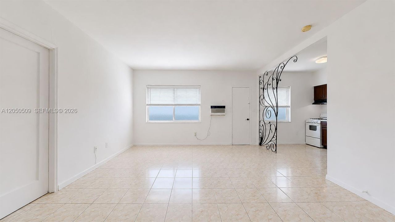 2499 SW 27th St, Unit 5, Miami, FL 33133 Photo