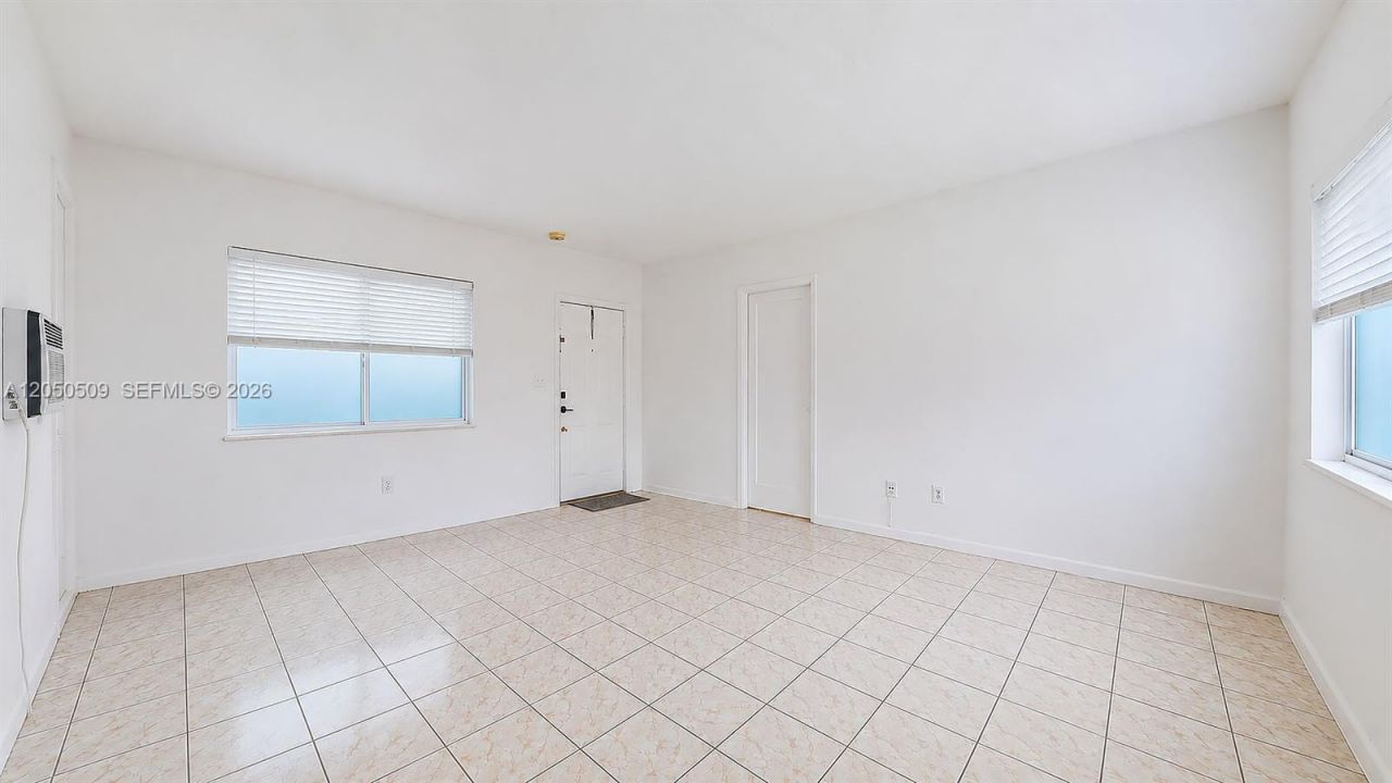 2499 SW 27th St, Unit 5, Miami, FL 33133 Photo