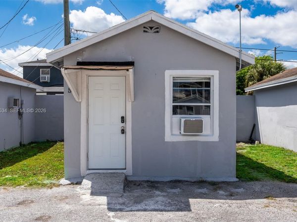 12101 Everglades St , Unit 11, Canal Point, FL 33438