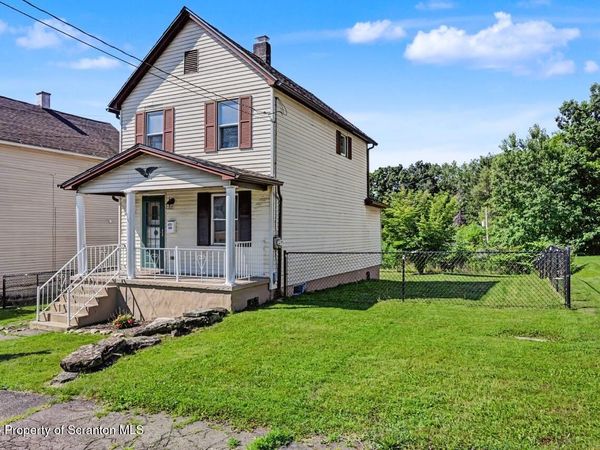 839 Price Street, Dickson City, PA 18519