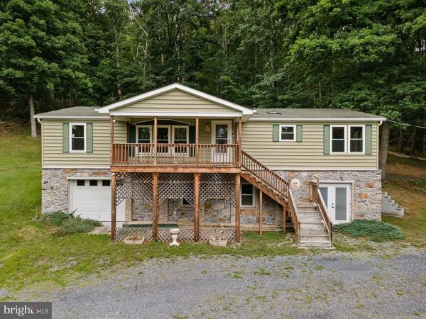 6426 PAW PAW ROAD, PAW PAW, WV 25434