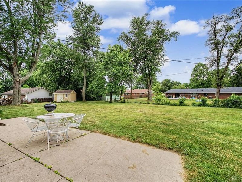 2307 Pine Knott Drive, Beavercreek, OH 45431 Photo 43