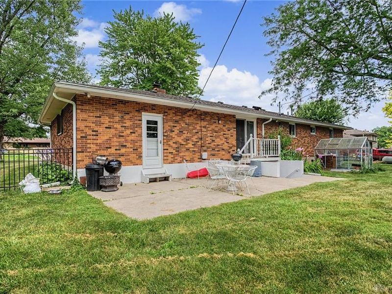 2307 Pine Knott Drive, Beavercreek, OH 45431 Photo 44
