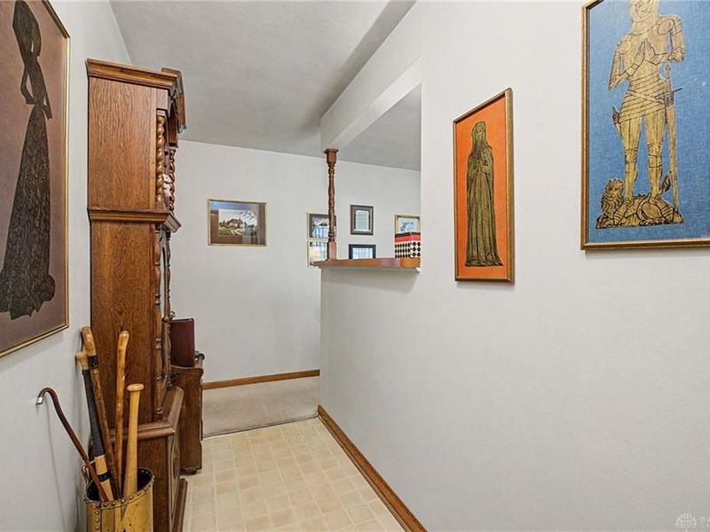 2307 Pine Knott Drive, Beavercreek, OH 45431 Photo 6