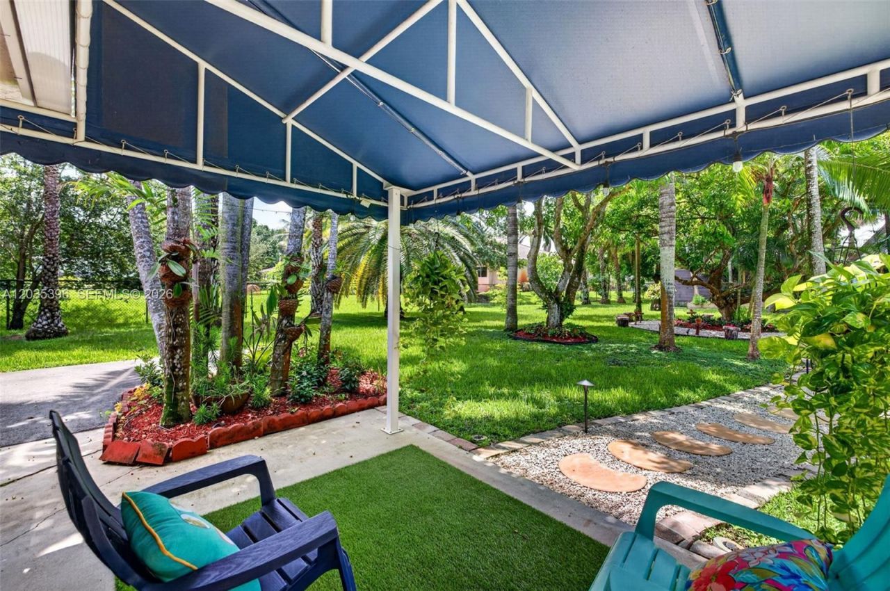 14551 SW 24th St, Davie, FL 33325 Photo