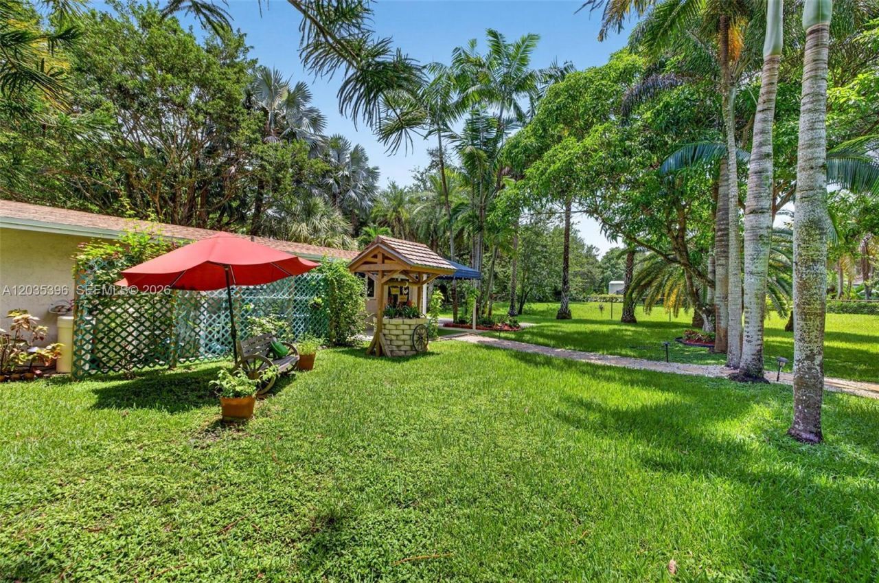 14551 SW 24th St, Davie, FL 33325 Photo