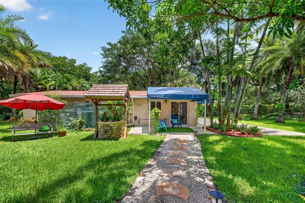 14551 SW 24th St, Davie, FL 33325 Photo