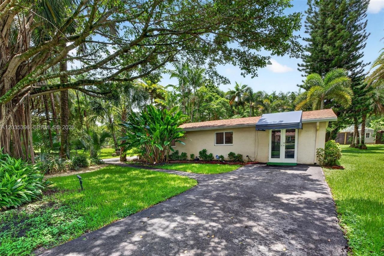 14551 SW 24th St, Davie, FL 33325 Photo