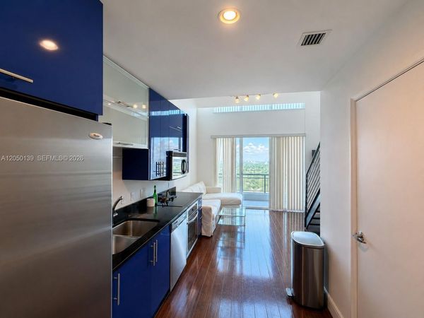 60 SW 13th St , Unit 2613, Miami, FL 33130