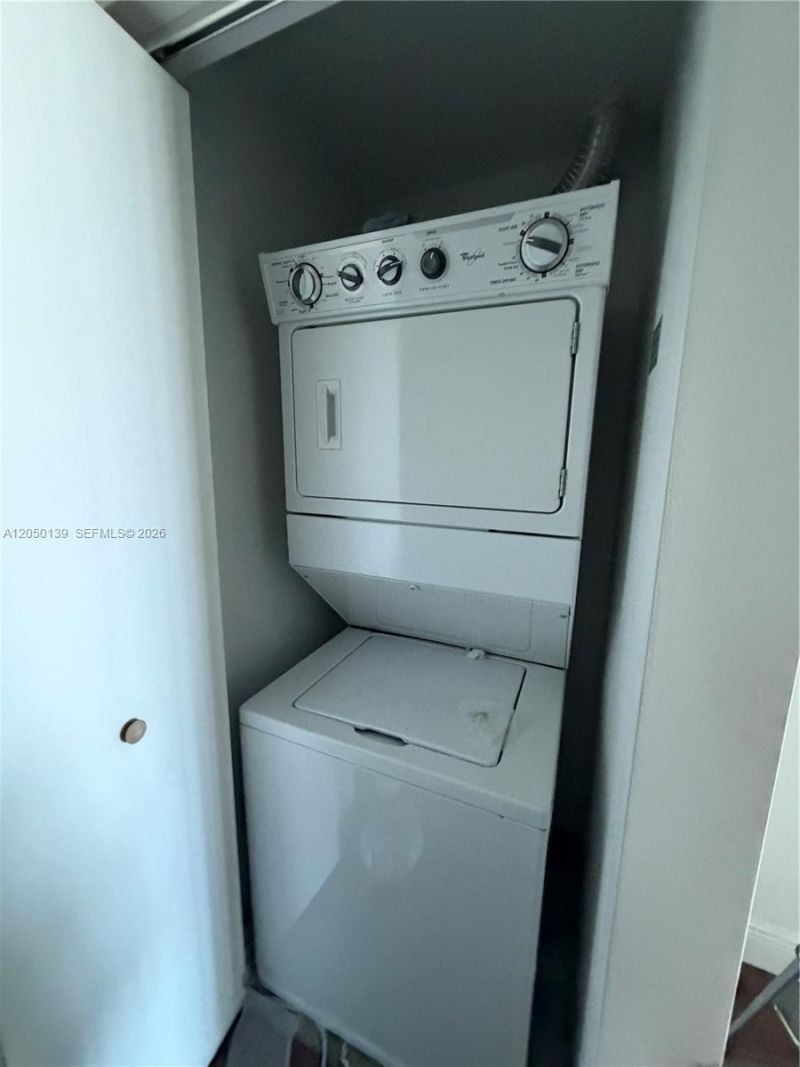60 SW 13th St , Unit 2613, Miami, FL 33130 Photo