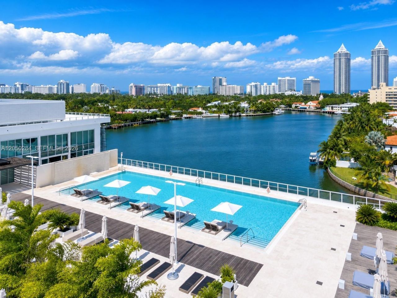4701 N Meridian Ave , Unit 214, Miami Beach, FL 33140 Photo