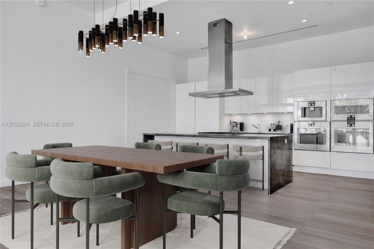 4701 N Meridian Ave , Unit 214, Miami Beach, FL 33140 Photo