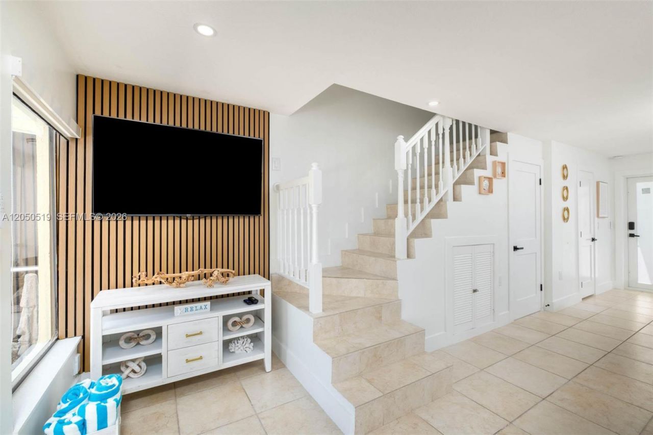 1500 Ocean Bay Dr, Unit C6, Key Largo, FL 33037 Photo
