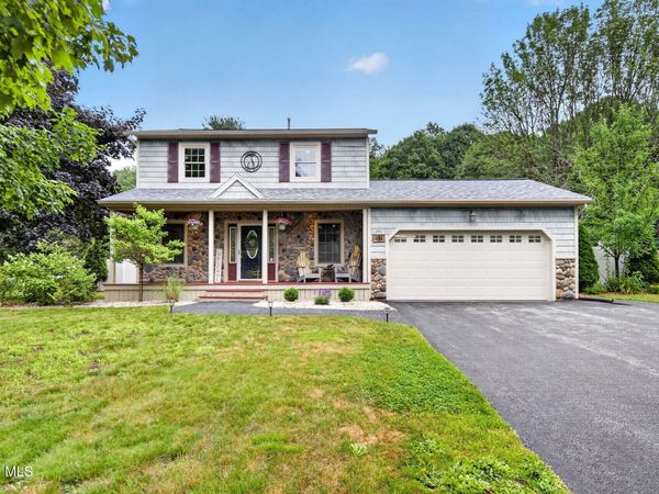 1038 Laural Lane, Ballston Spa, NY 12020