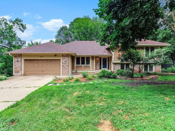 4211 Redding Ridge Drive, Minnetonka, MN 55345