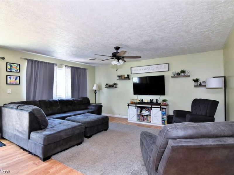 10270 Wellington Road, Streetsboro, OH 44241 Photo 3