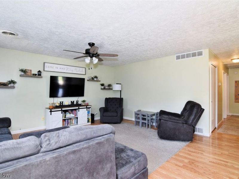10270 Wellington Road, Streetsboro, OH 44241 Photo 4