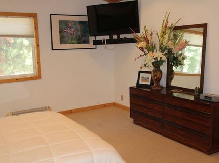 11450 Cinder Cone Drive, Truckee, CA 96161 Photo