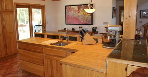 11450 Cinder Cone Drive, Truckee, CA 96161 Photo