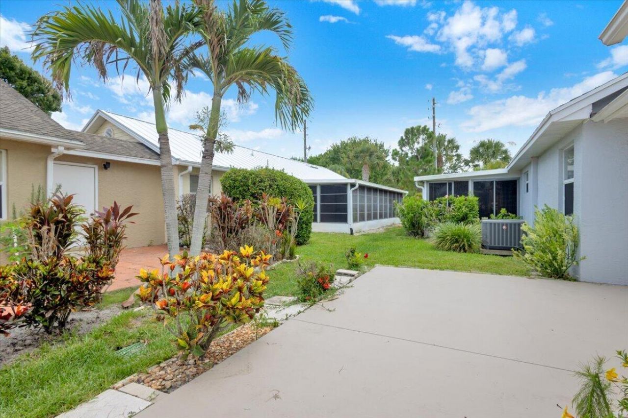 329 NW Tuscany Court, Port Saint Lucie, FL 34986 Photo