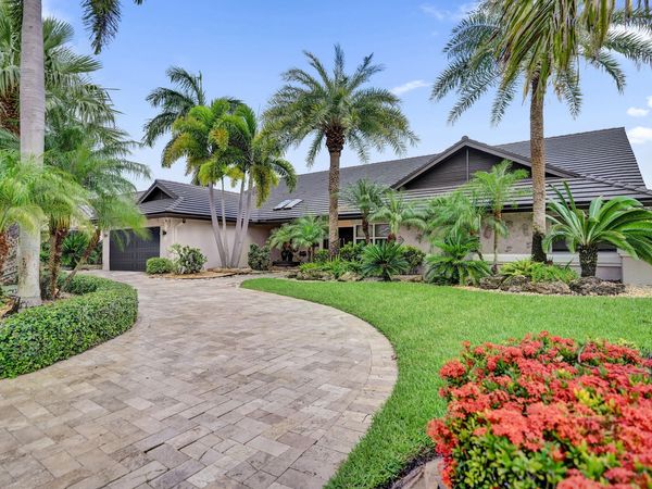 10630 Boca Woods Lane, Boca Raton, FL 33428