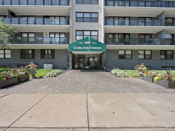 285 Aycrigg Ave, Passaic, NJ 07055