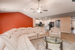 126 Sundew Road photo 4