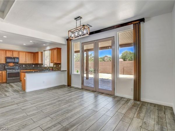 9682 Lightheart Avenue, Las Vegas, NV 89148