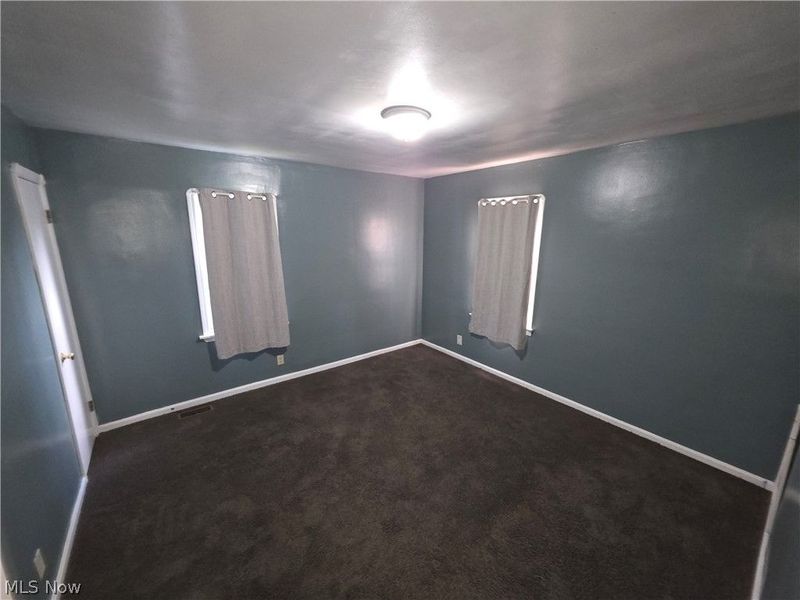 15205 Harvard Avenue, Cleveland, OH 44128 Photo 18