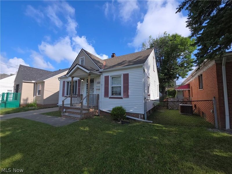 15205 Harvard Avenue, Cleveland, OH 44128 Photo 2