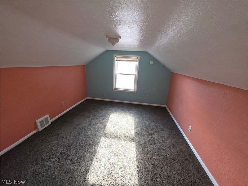 15205 Harvard Avenue, Cleveland, OH 44128 Photo 23