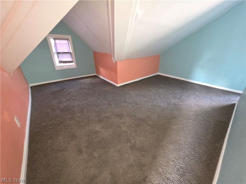 15205 Harvard Avenue, Cleveland, OH 44128 Photo 25