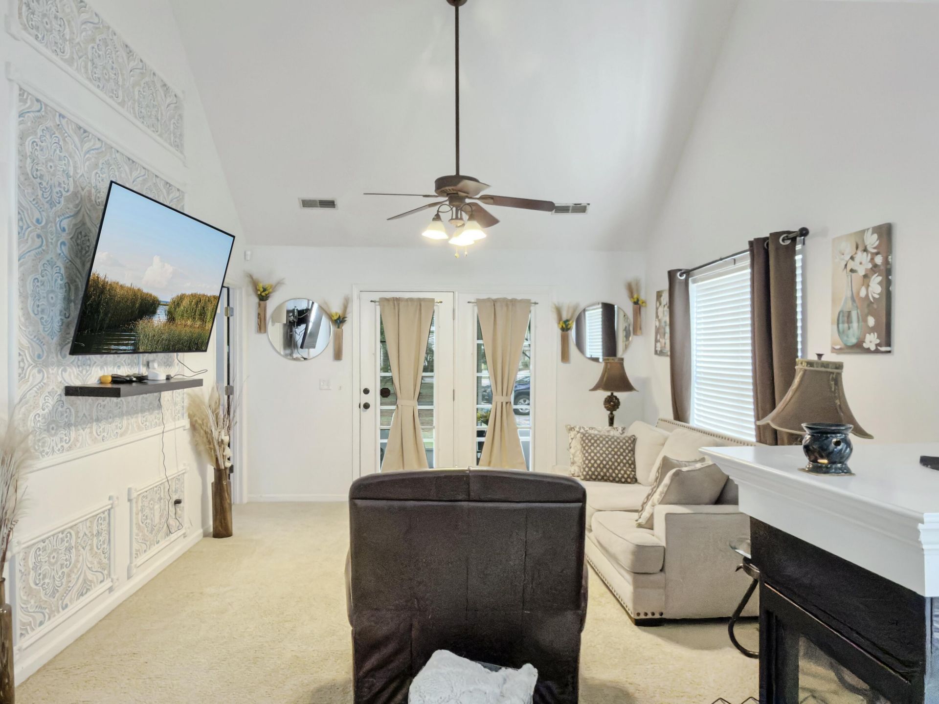 5235 Fernland Way Photo 14