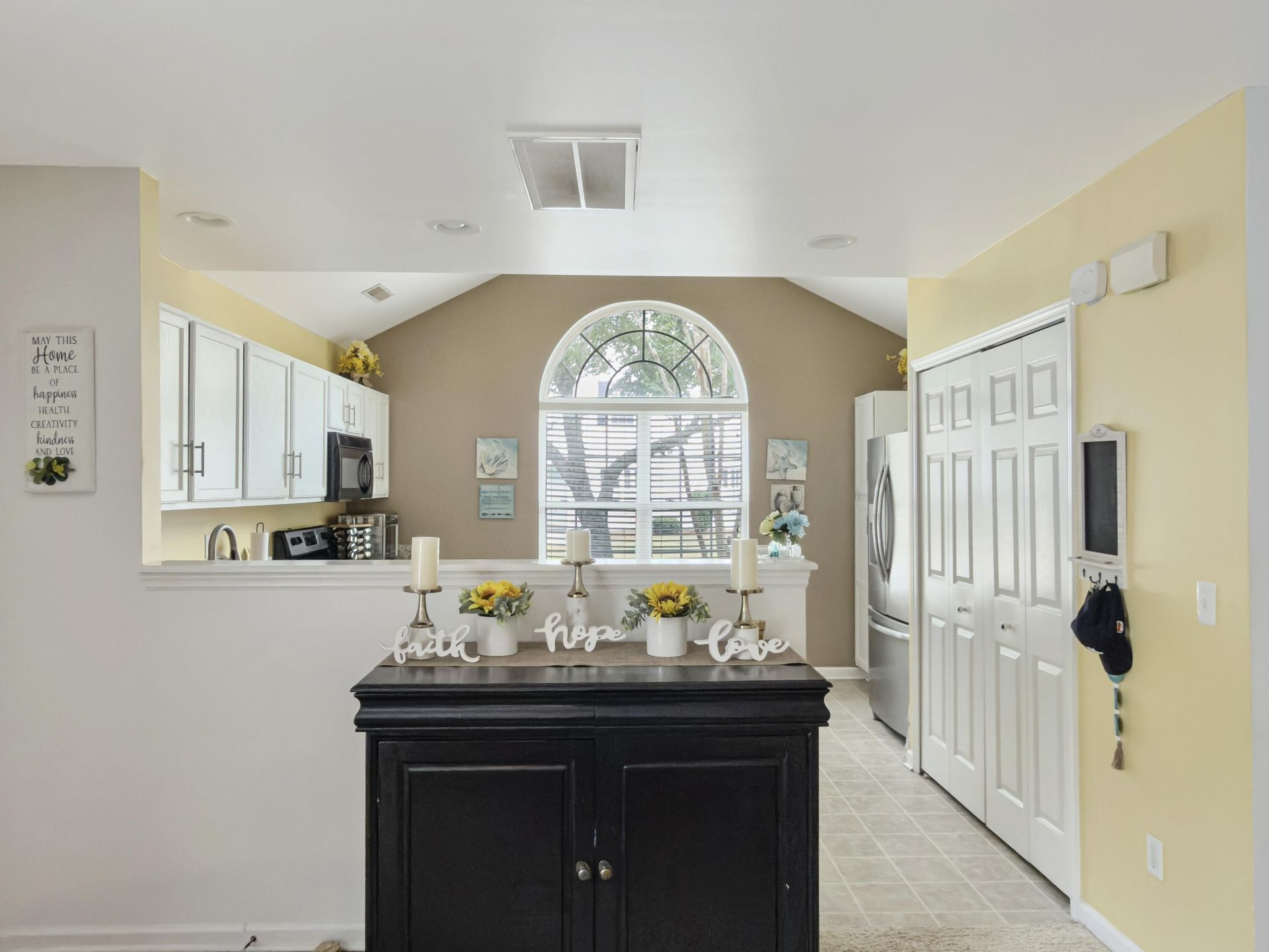 5235 Fernland Way Photo 18