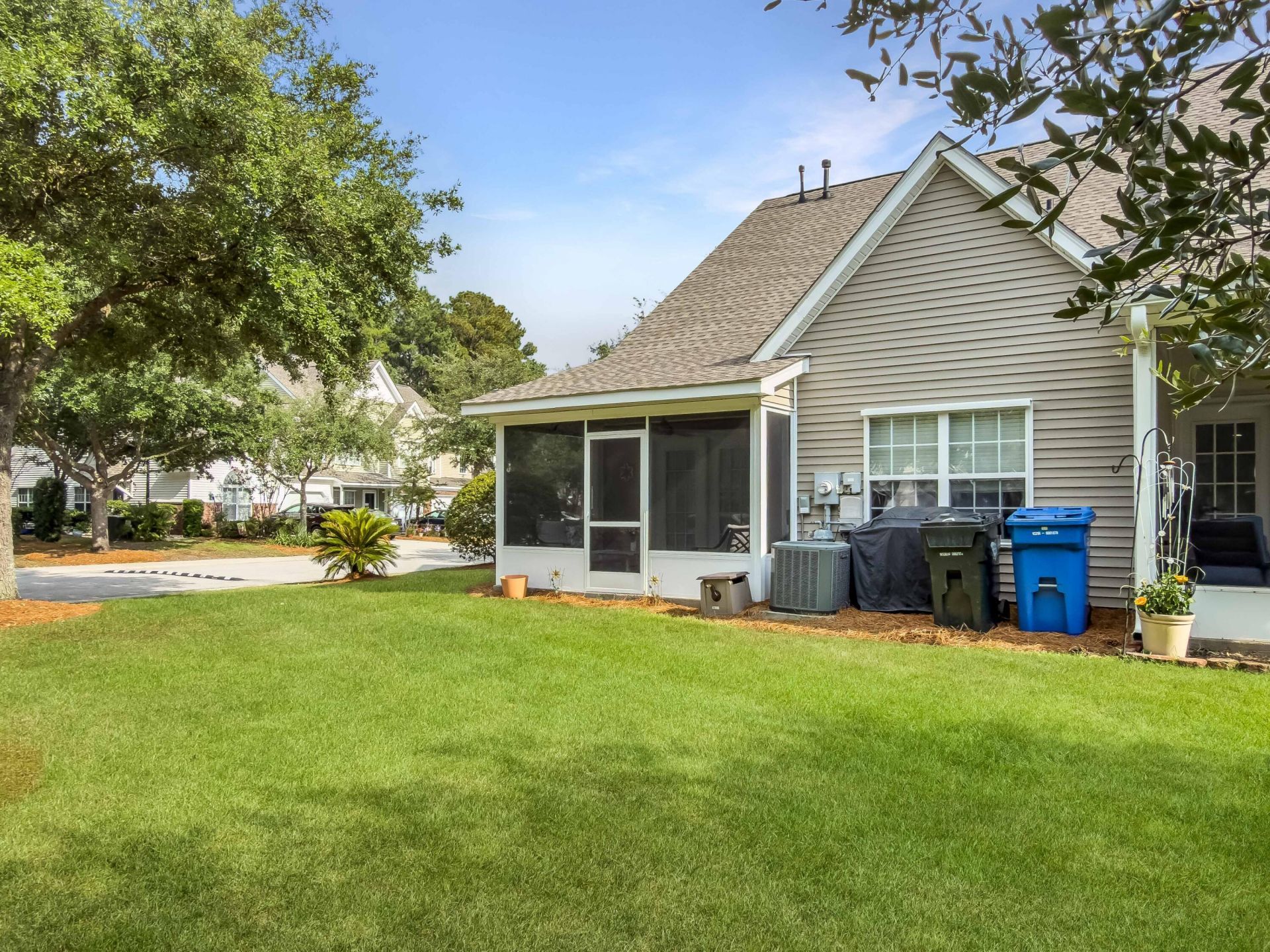 5235 Fernland Way Photo 37