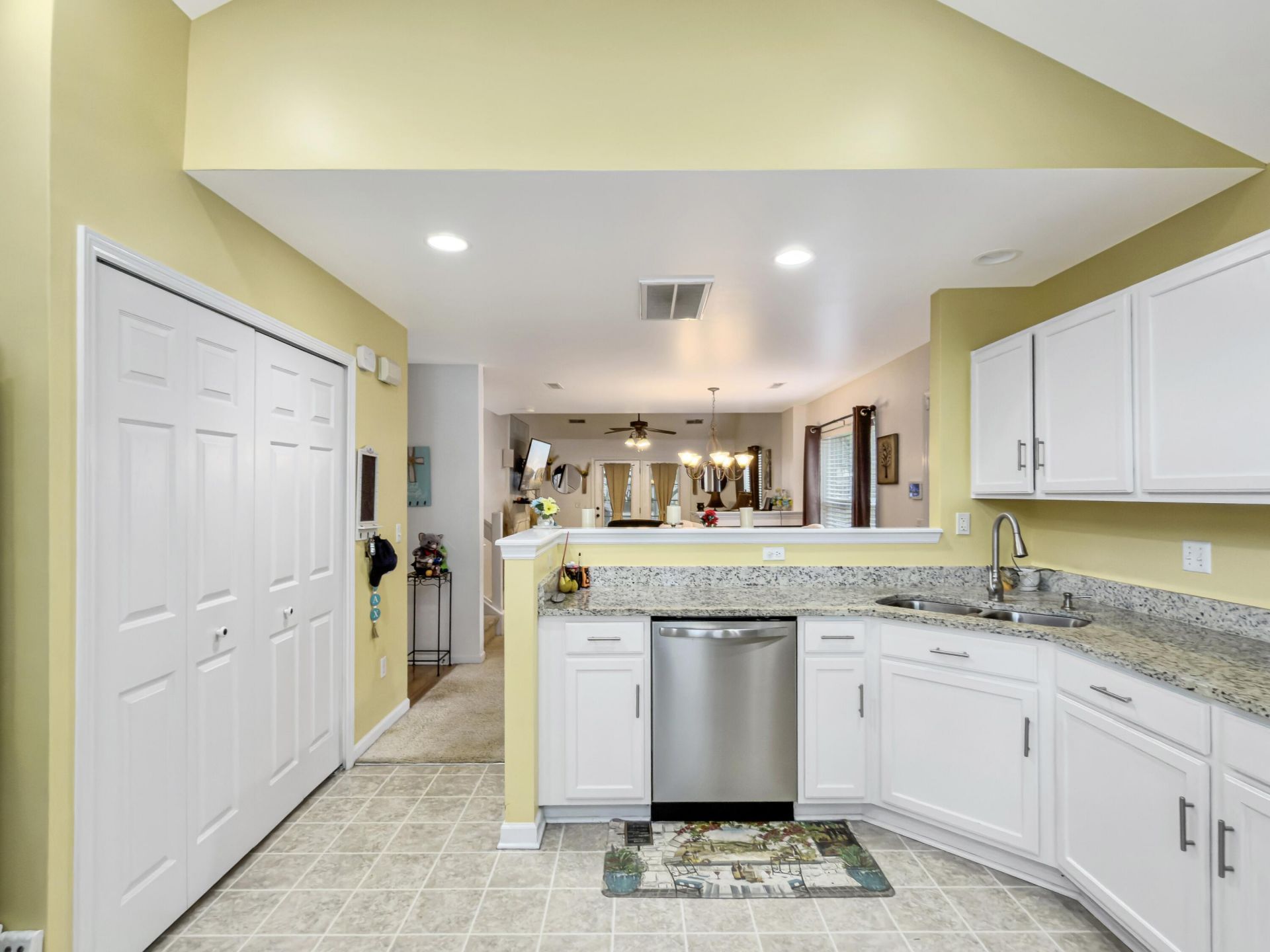 5235 Fernland Way Photo 6