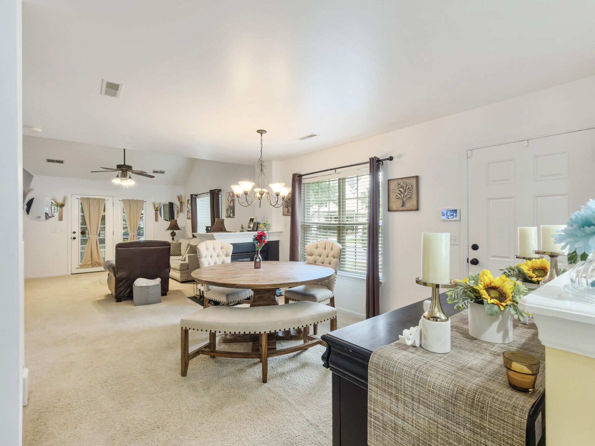 5235 Fernland Way Photo 8