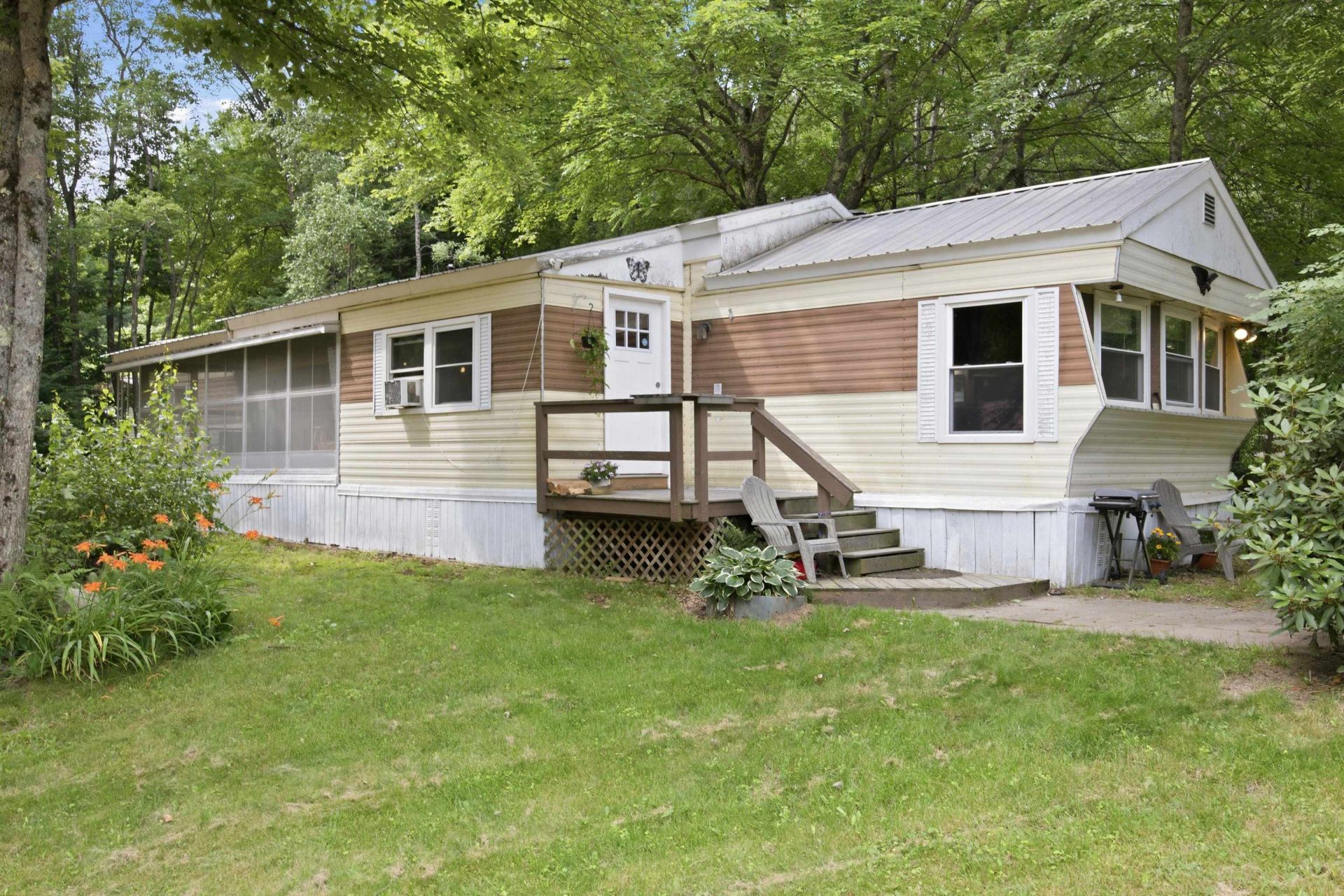 1 Hoover Circle, Loudon, NH 03307 Main Photo