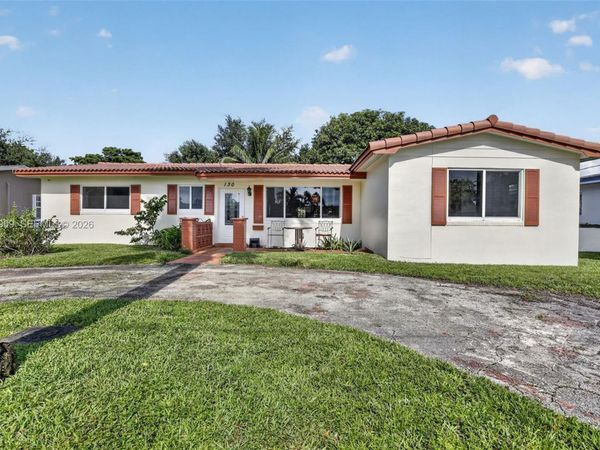 130 NW 78th Ave, Pembroke Pines, FL 33024