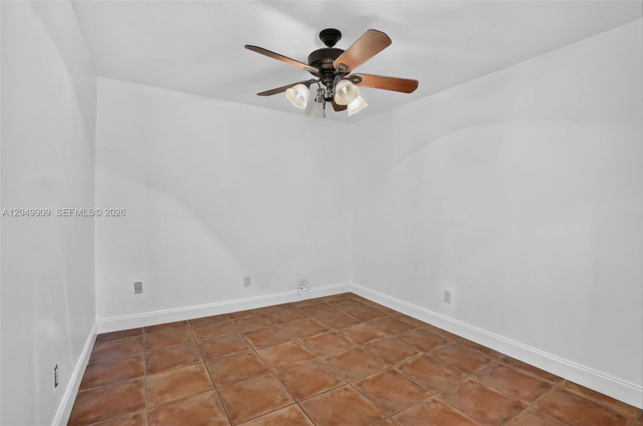 130 NW 78th Ave, Pembroke Pines, FL 33024 Photo