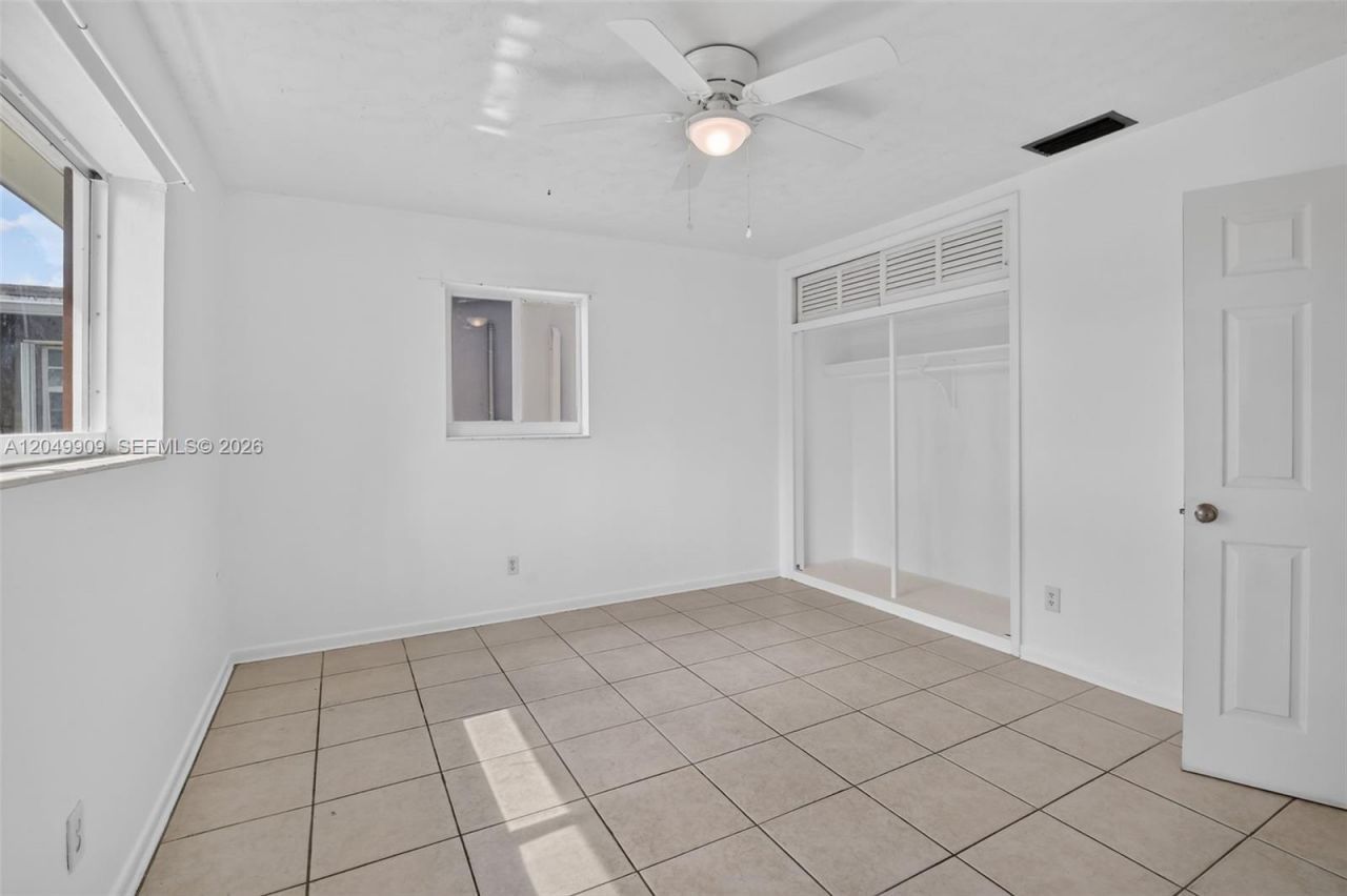 130 NW 78th Ave, Pembroke Pines, FL 33024 Photo