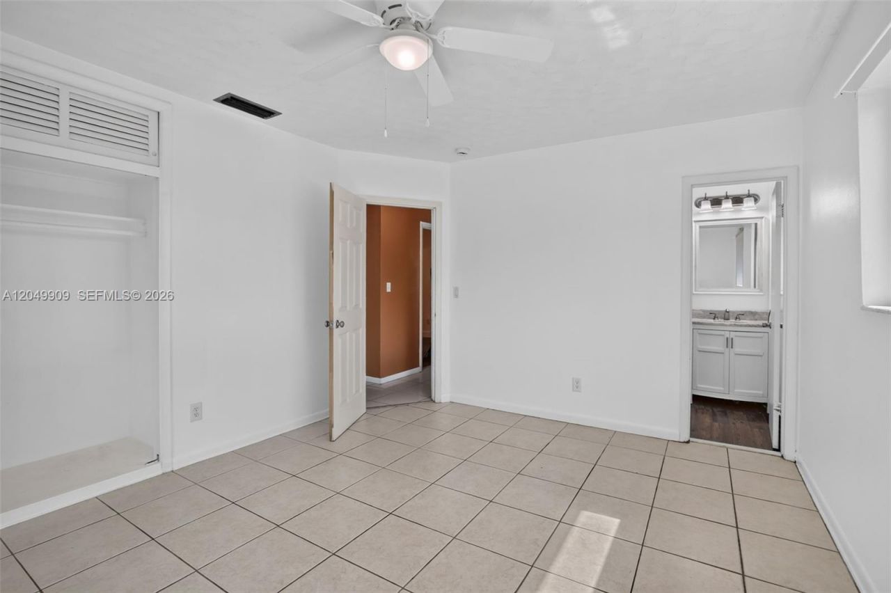 130 NW 78th Ave, Pembroke Pines, FL 33024 Photo