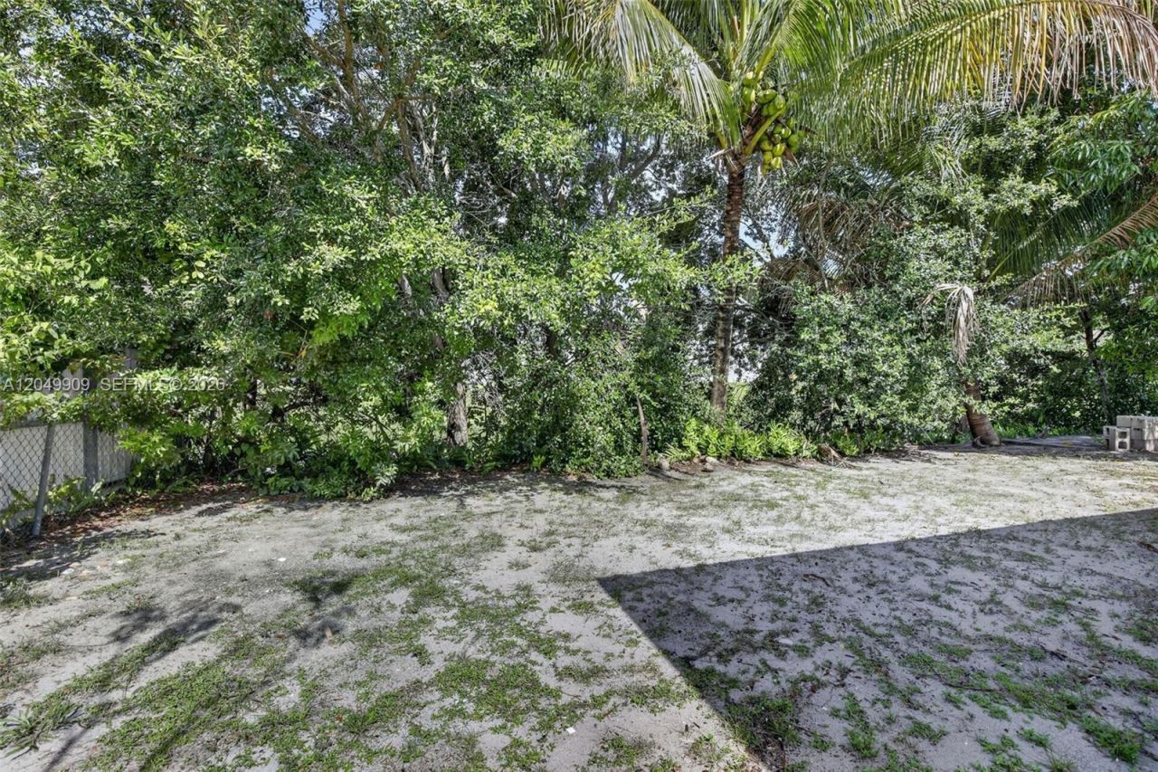 130 NW 78th Ave, Pembroke Pines, FL 33024 Photo