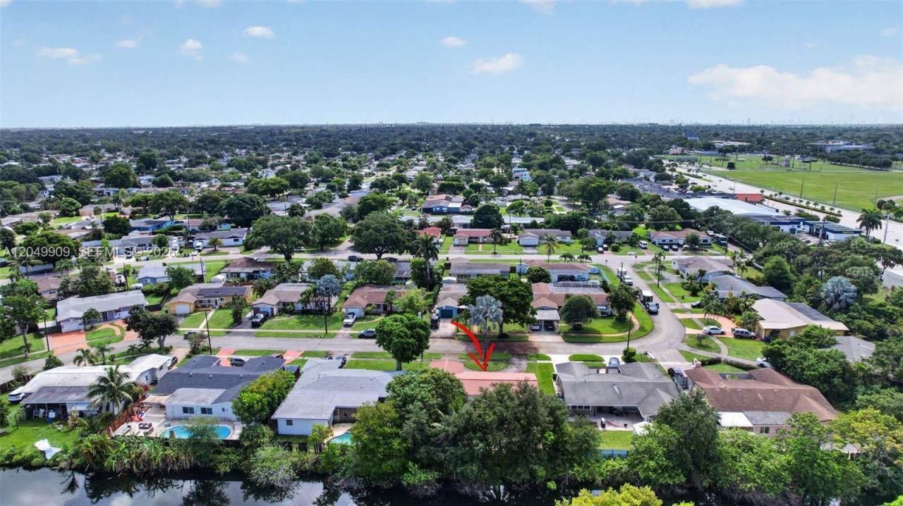 130 NW 78th Ave, Pembroke Pines, FL 33024 Photo